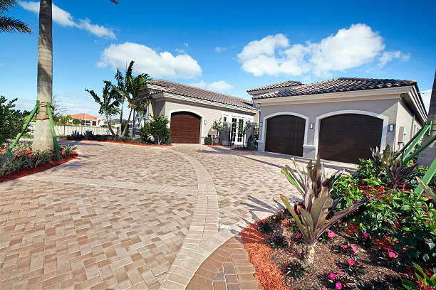 Best Driveway Pavers Contractor  in New London, WI