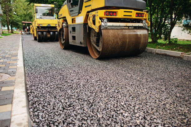 Best Driveway Paving Contractor  in New London, WI